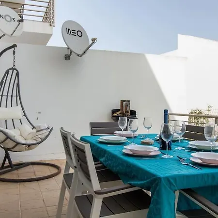 Rainbow House - Sea View & Pool & Garage & Garden & * Albufeira